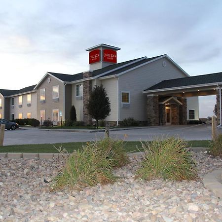 Castle Rock Inn & Suites - Quinter 외부 사진